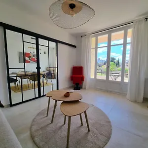 Appartement Spacieux De Standing - Parking Gratuit, Aix-en-Provence
